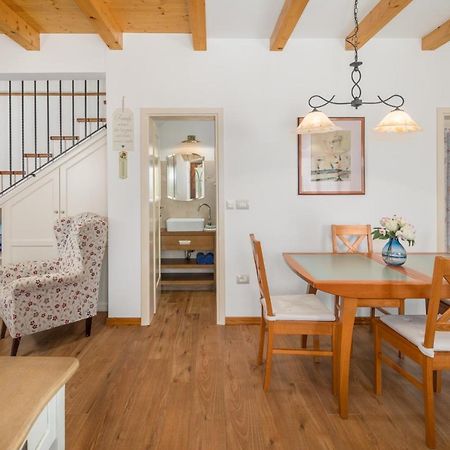 Casa Vita Holiday Home 포레치 외부 사진